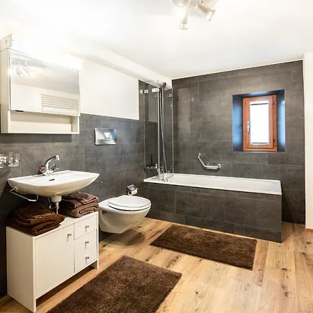 شقة Chesa Talvo, *